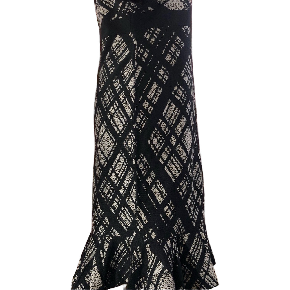 Nina Leonard Plaid Flounce Hem Scoop-Neck Knit Sheath Dress Mink Black Small - Picture 5 of 11